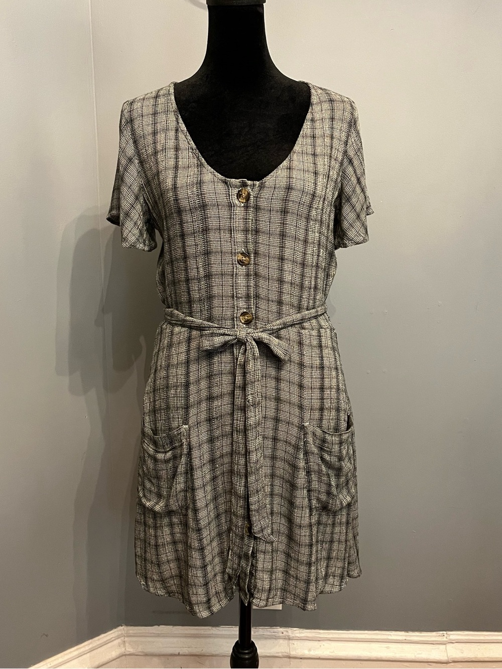 American Eagle Lightweight Plaid Mini Dress, size XS